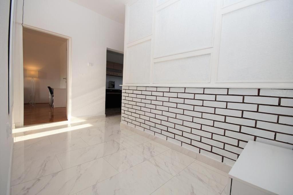 Apartment Deni Pula Ngoại thất bức ảnh