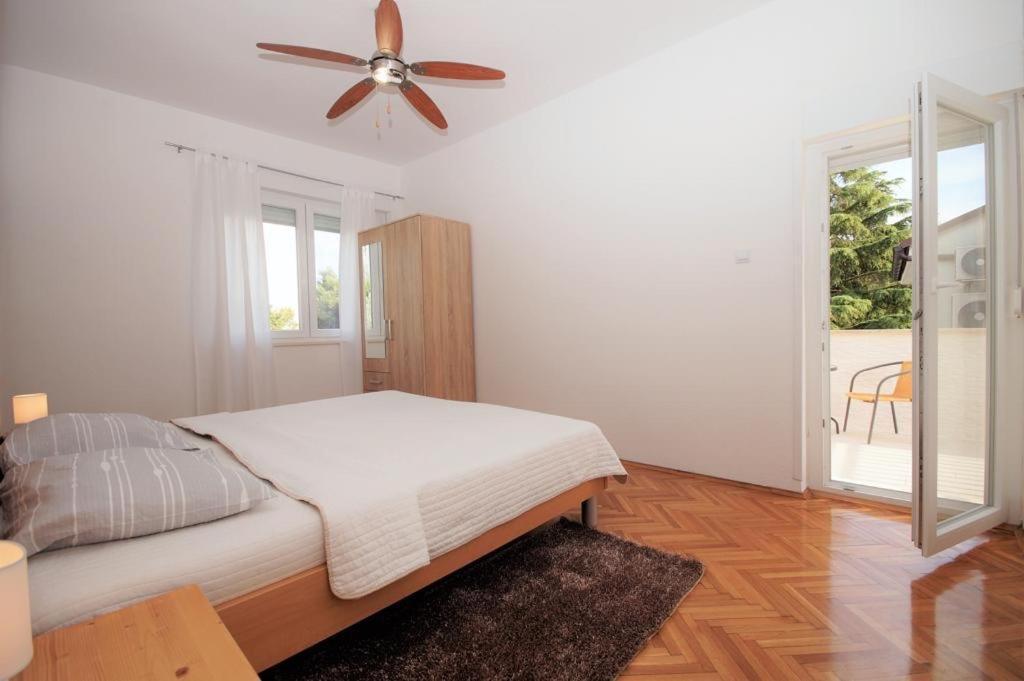 Apartment Deni Pula Ngoại thất bức ảnh