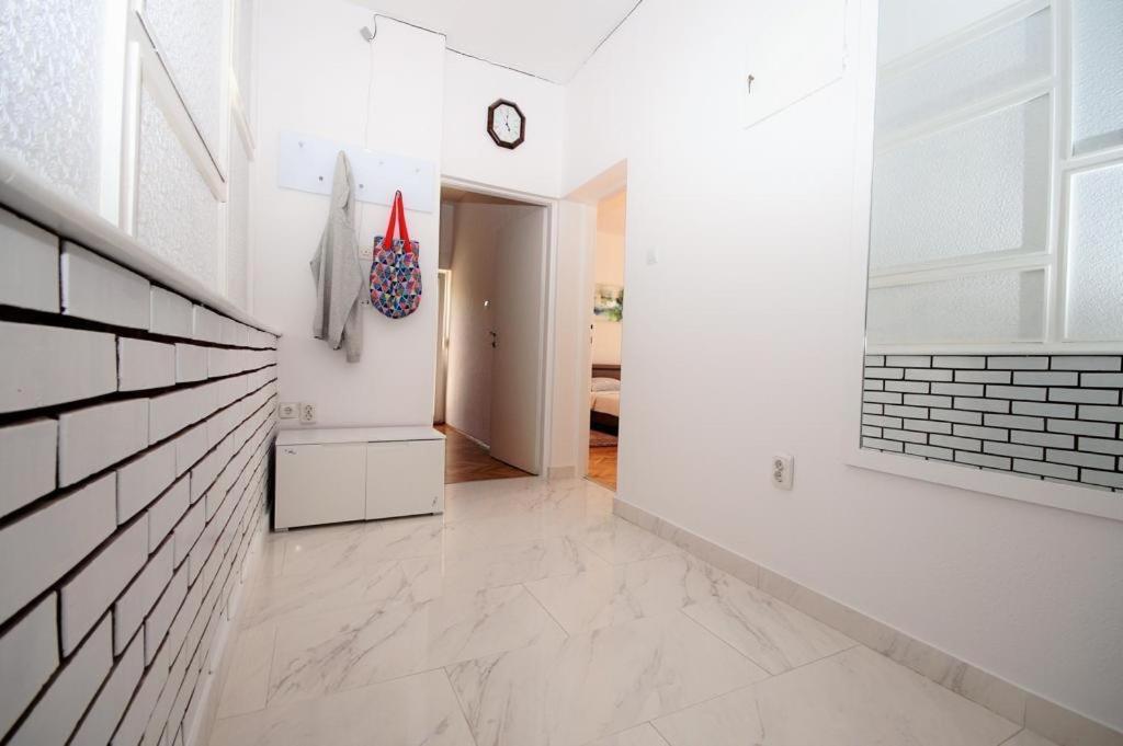 Apartment Deni Pula Ngoại thất bức ảnh