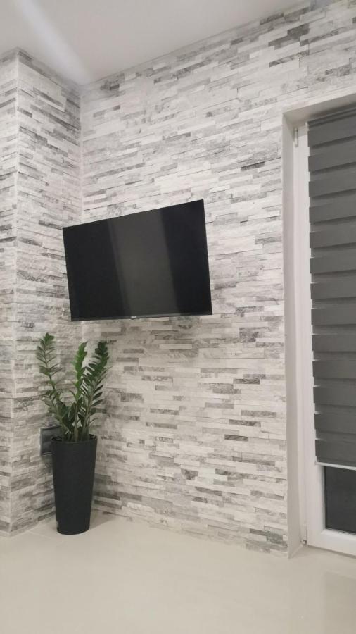 Apartment Deni Pula Ngoại thất bức ảnh