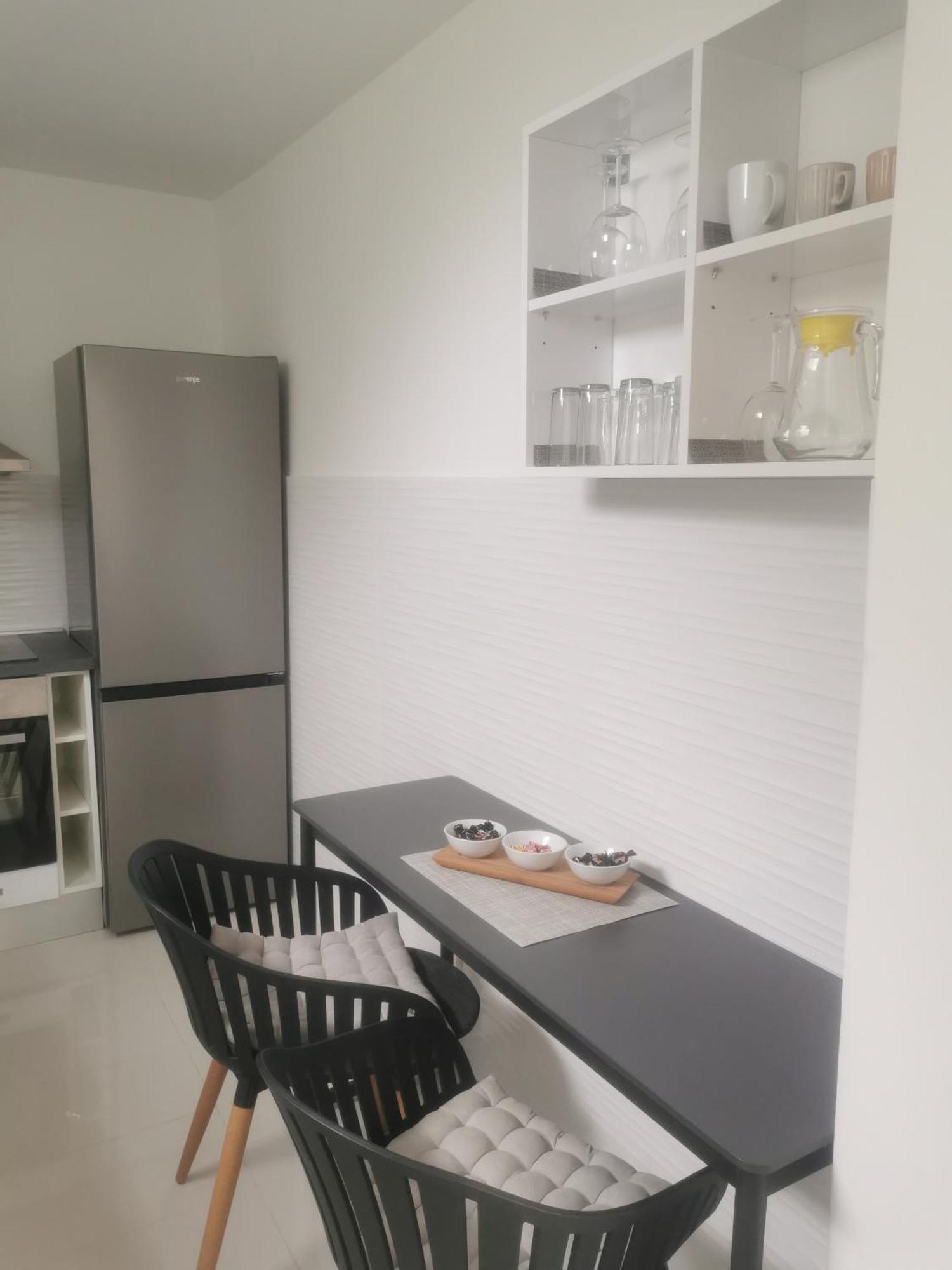 Apartment Deni Pula Phòng bức ảnh